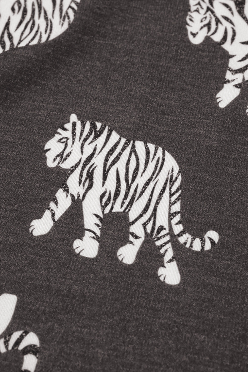 White Lively Tiger Print Casual Sweatshirt