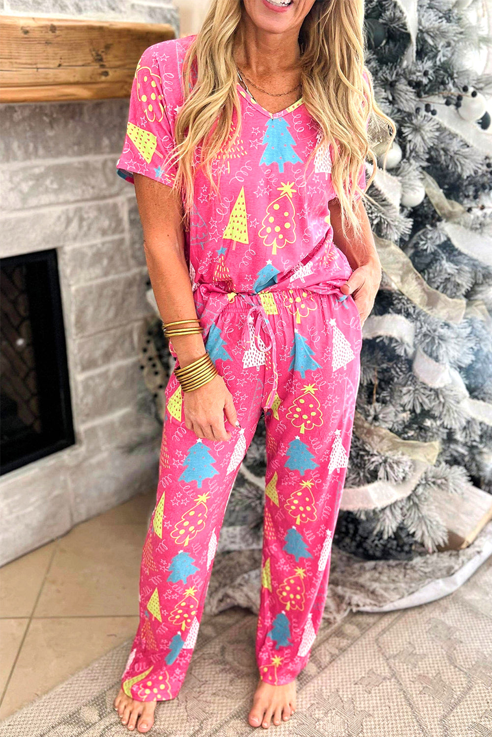 Rose Christmas Tree Print Tee and Bottoms Pyjamas Lounge Set