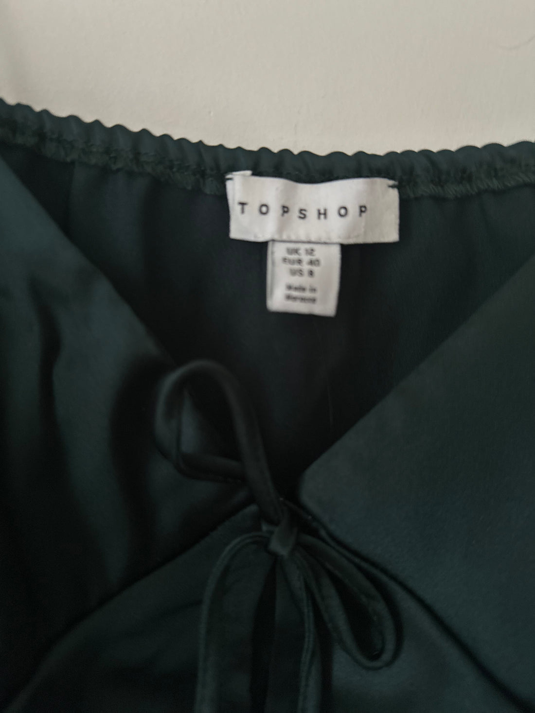 Ex. Topshop dark green satin crop top Sizes 10, 12, 14 - BB Fashion Outlet