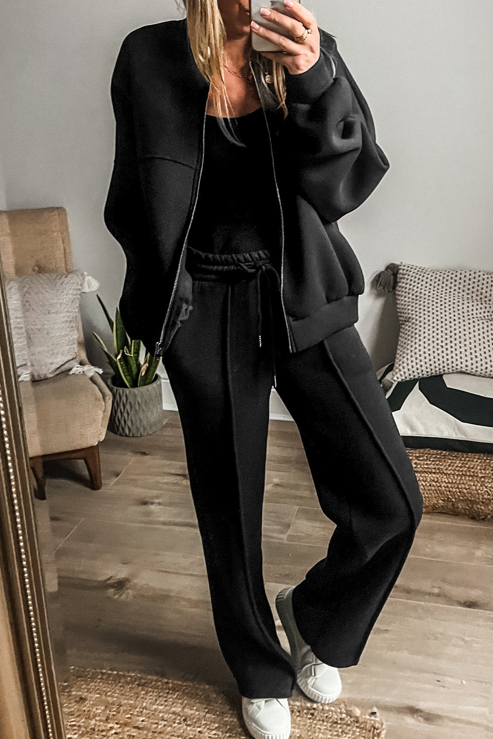 Black Solid Seamed Zipper Jacket and Drawstring Waist Trousers Set