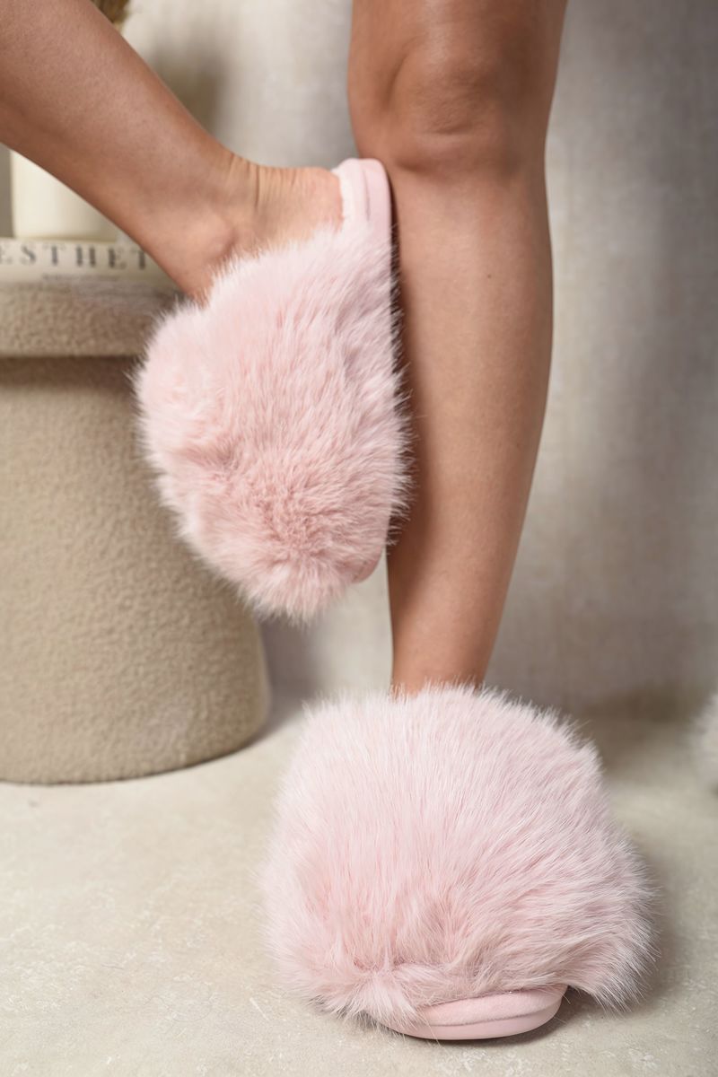 Fluffy Faux Fur Winter Sandals