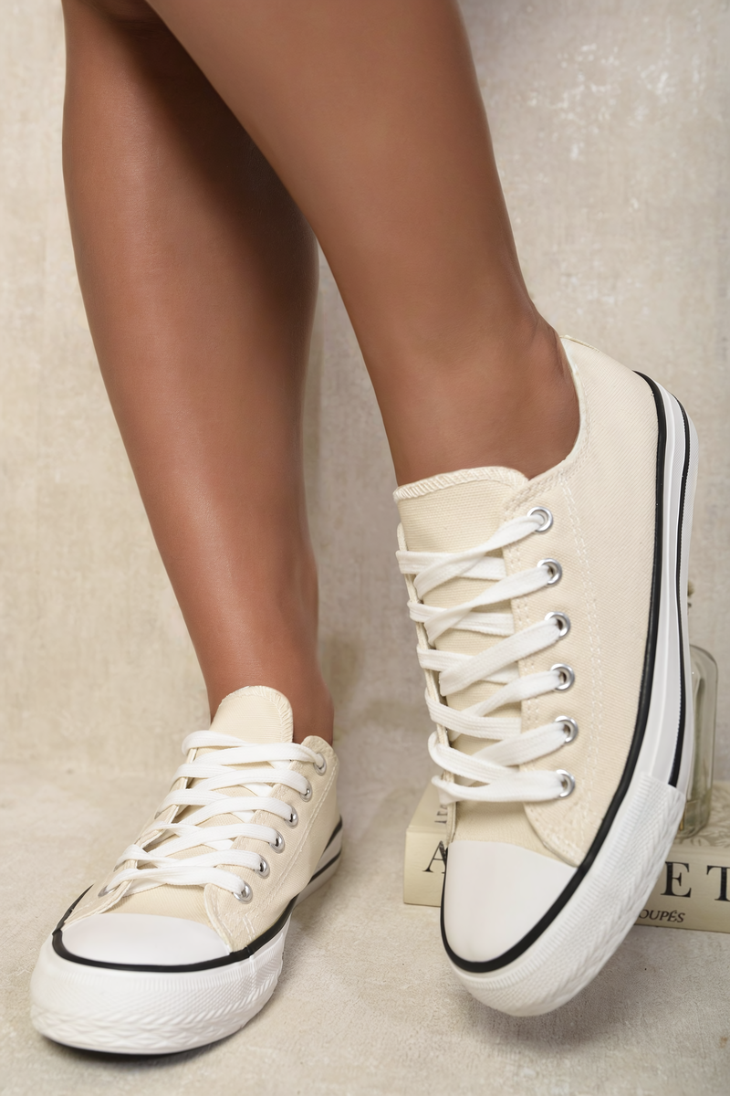 Low Top Lace up Trainers - BB Fashion Outlet