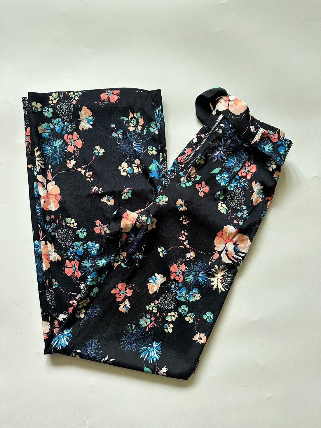 Stradivarius Floral Trousers Navy XS, S, M - BB Fashion Outlet