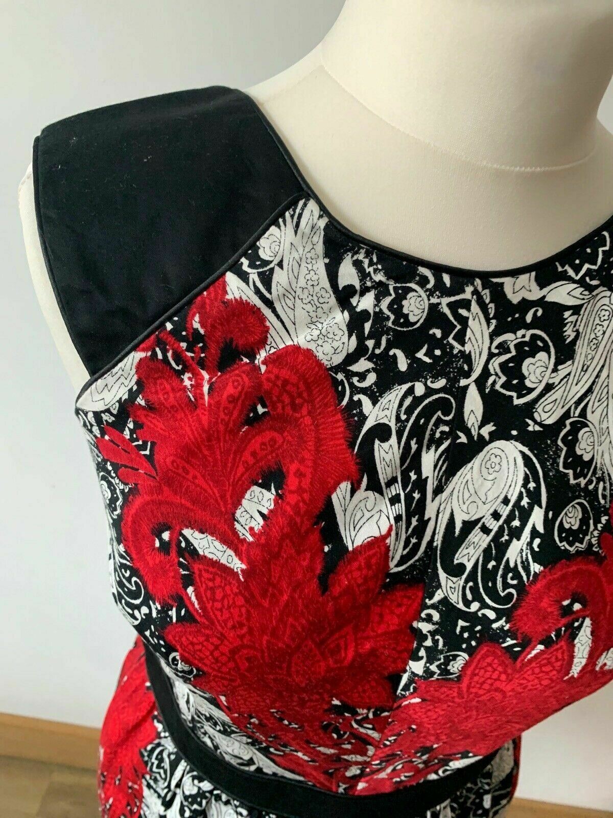 Warehouse Paisley Dress Size 12 Black White Red Black Band Sleeveless - Beagle Boutique Fashion Outlet