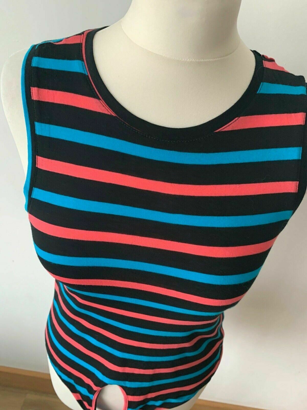 Topshop Sleeveless Tie Top Striped Size 8 - Beagle Boutique Fashion Outlet