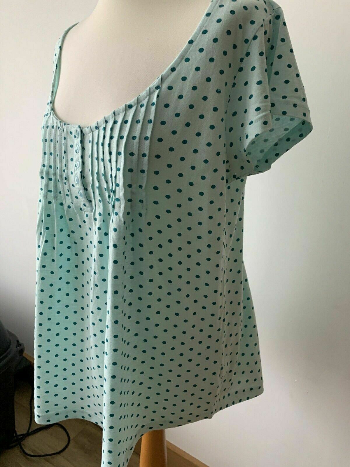 Blancheporte Light Teal Polka Dot Top Cotton Size 20 pit to pit 21.5"