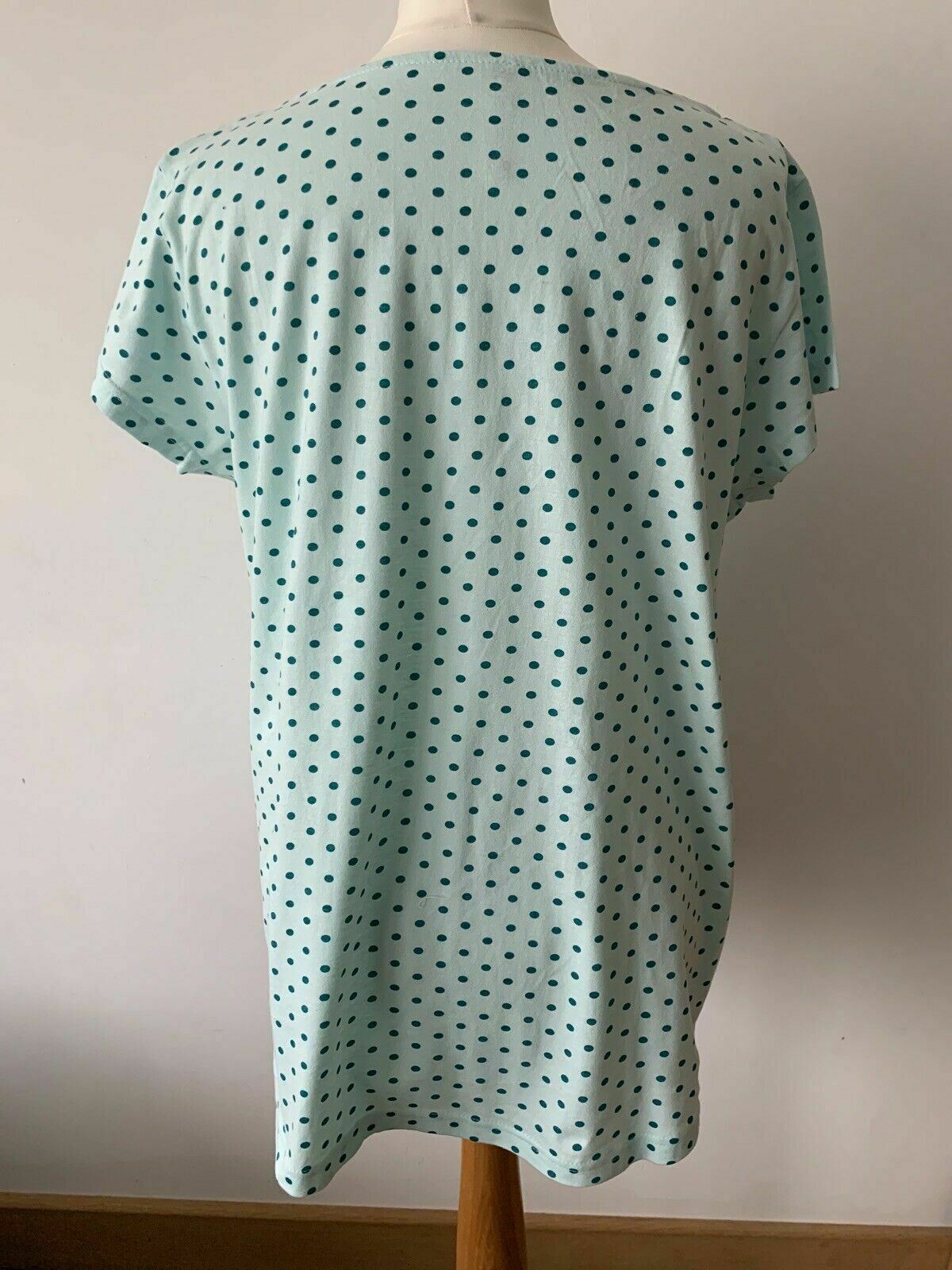 Blancheporte Light Teal Polka Dot Top Cotton Size 20 pit to pit 21.5"