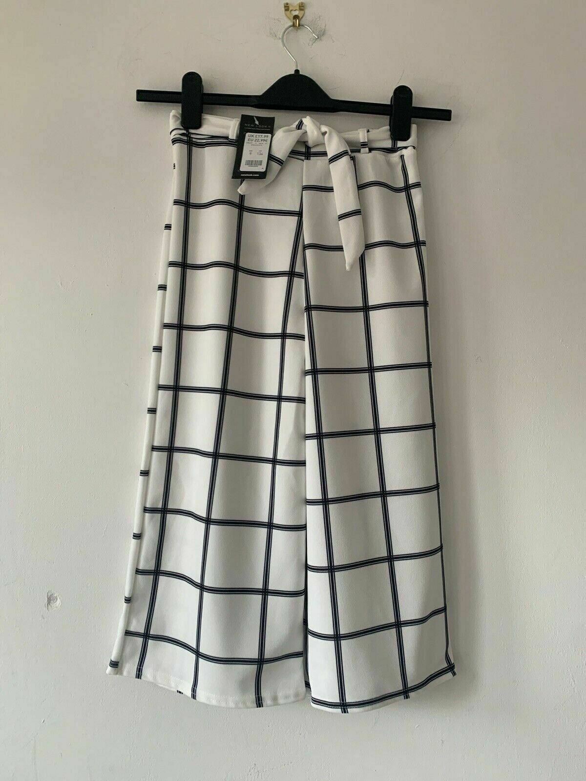 Girls New Look 915 Generation Wide Leg Culottes Age 9 Trousers White Grid