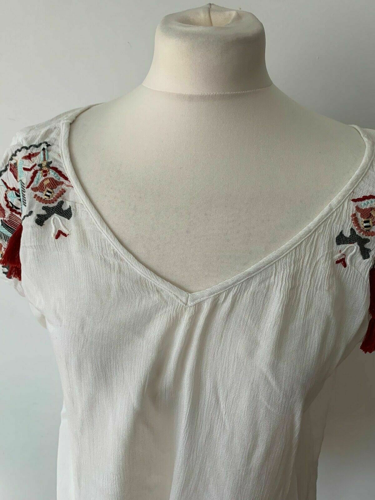 Brave Soul White Crepe Blouse Embroidered Shoulders Tassels Size S Tie Front - Beagle Boutique Fashion Outlet