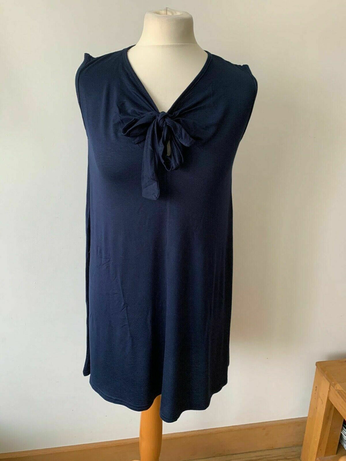 Be Jealous Navy Sleeveless Top Front Tie Knot Baggy Shift Size S / M - Beagle Boutique Fashion Outlet