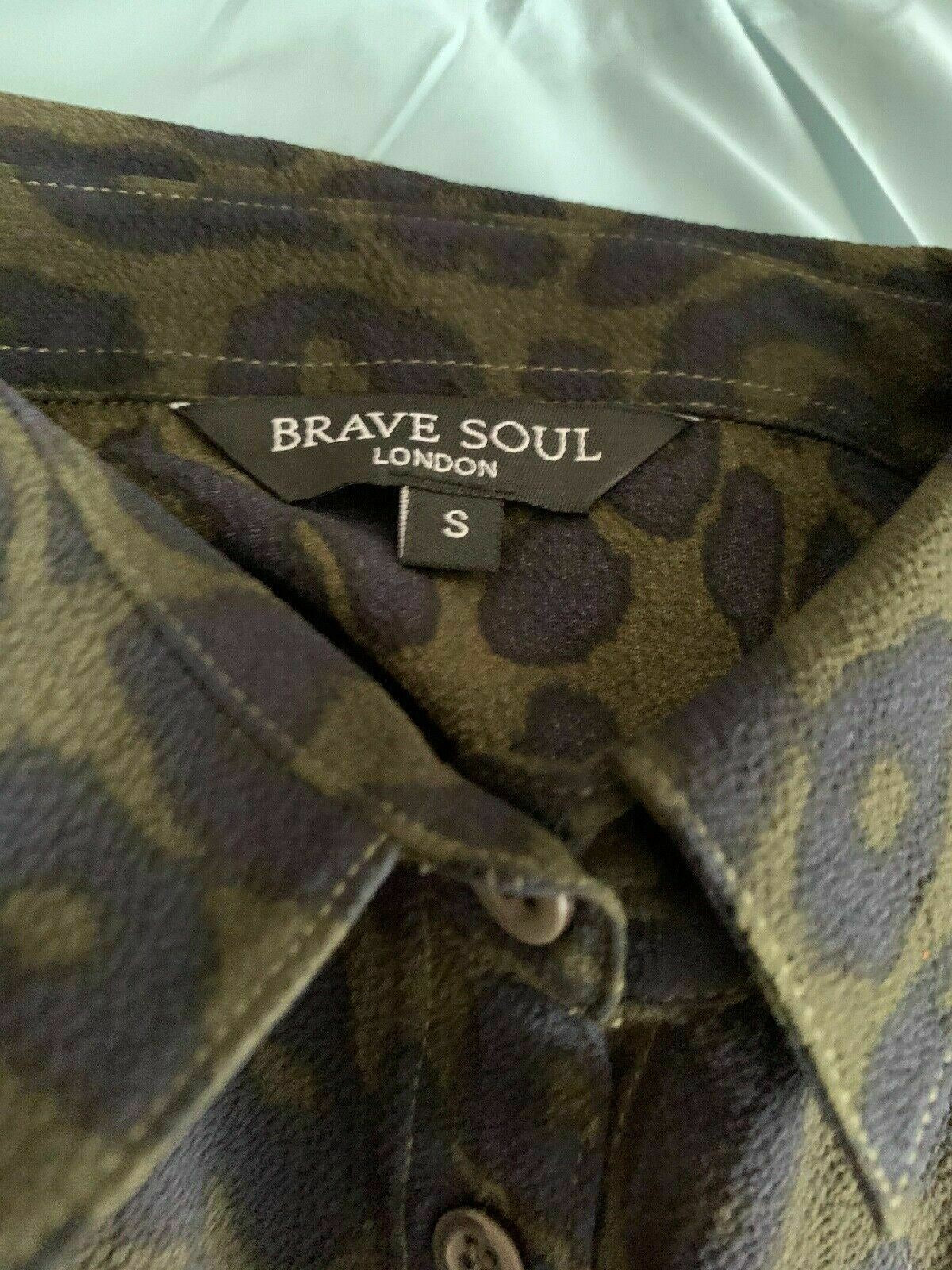 Brave Soul Animal Print Shirt size S Tie Front Khaki