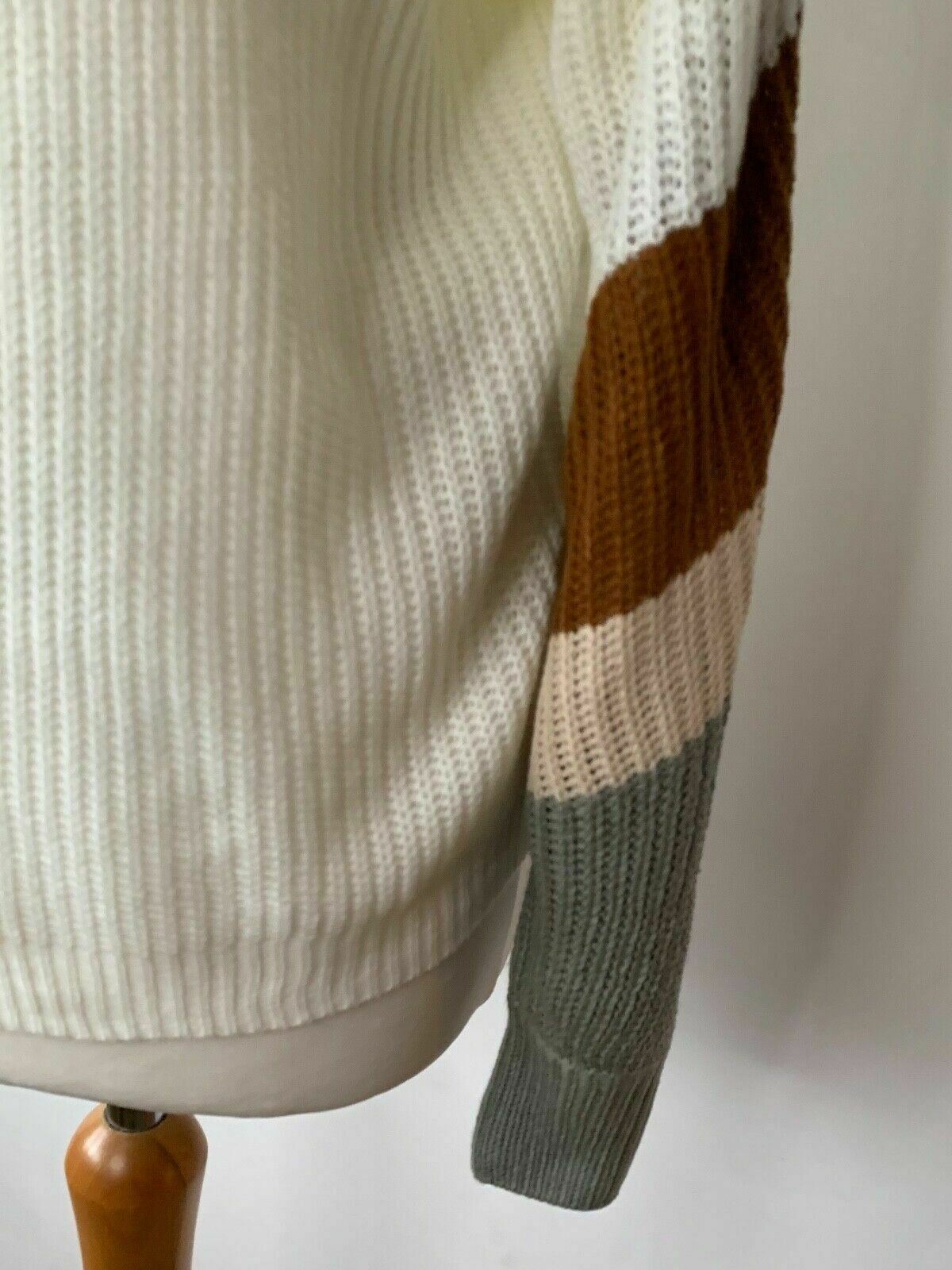 SHEIN Knit Sweater Striped Arms Size S 8 / 10 V-Neck Preppy Jumper