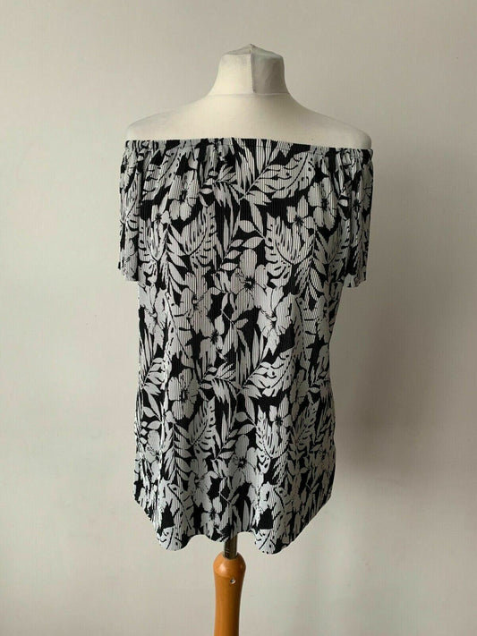 Julipa Off the Shoulder Blouse Size 16 Textured Black and Grey