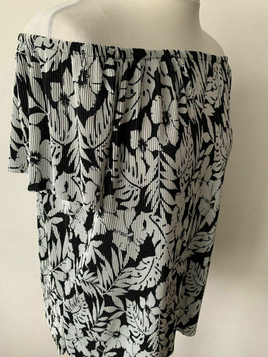 Julipa Off the Shoulder Blouse Size 16 Textured Black and Grey