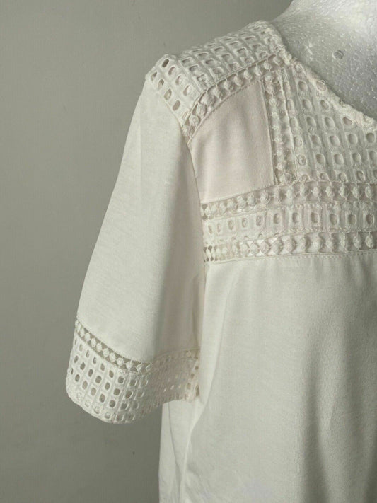 Junarose Snow White T-Shirt Crochet Neck Line Trim Size 18 - 20