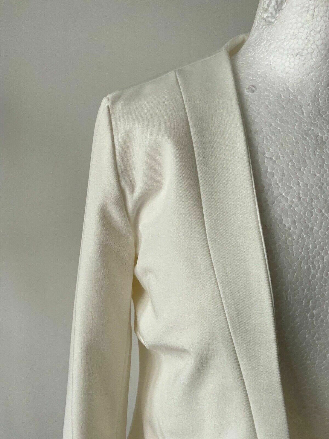 Pieces Blazer Suit Jacket Short Blazer Size S cream - BB Fashion Outlet