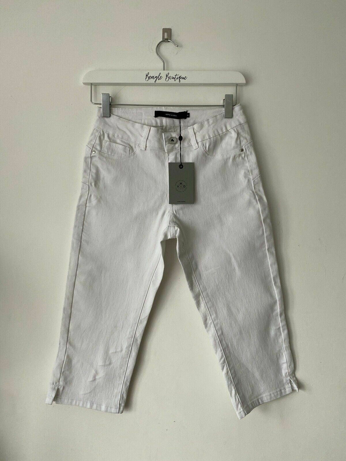 Vero Moda Capri Denim Cropped Trousers Size XS 8 Available in Navy or White - Beagle Boutique Fashion Outlet