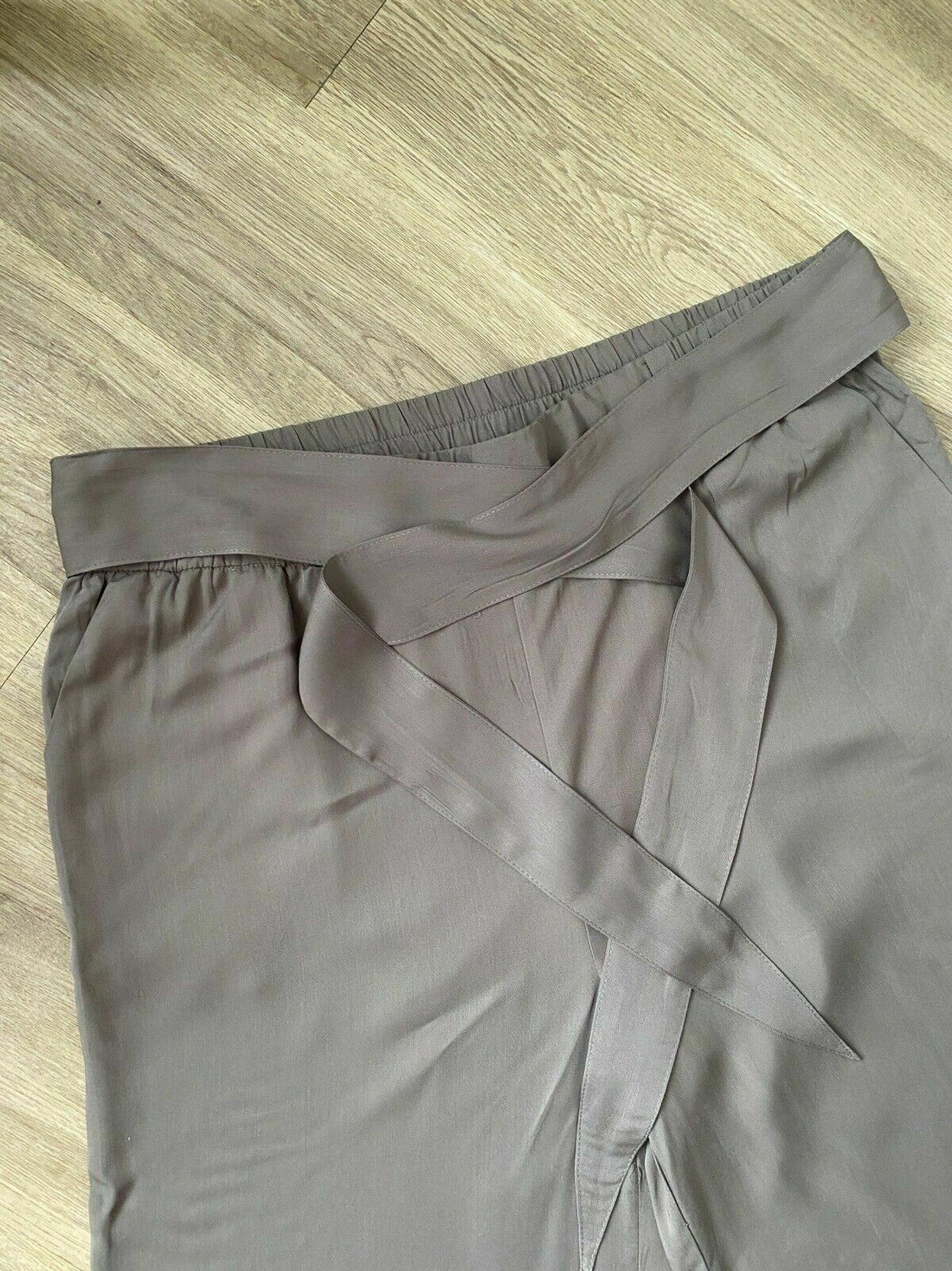 ONLY carDIANA Pant - Tarmac Green Size 18 UK Khaki Green Wide Leg Trousers - BB Fashion Outlet