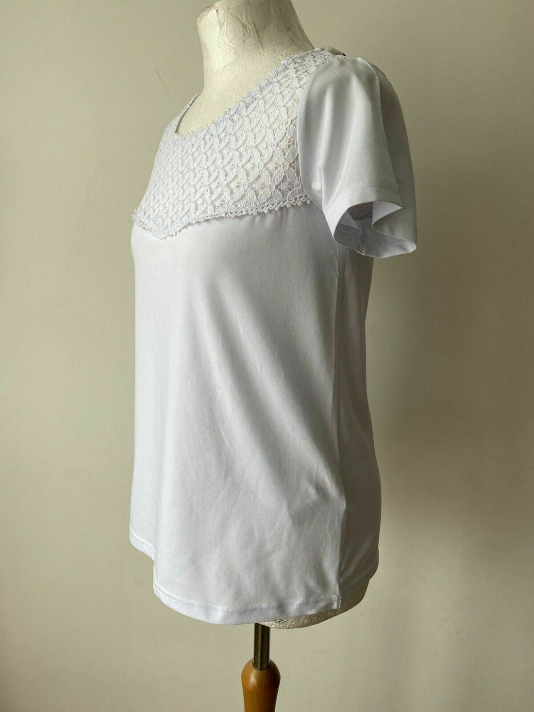 Soyaconcept White Tee Lace Neckline Size S 8 - 10 - BB Fashion Outlet