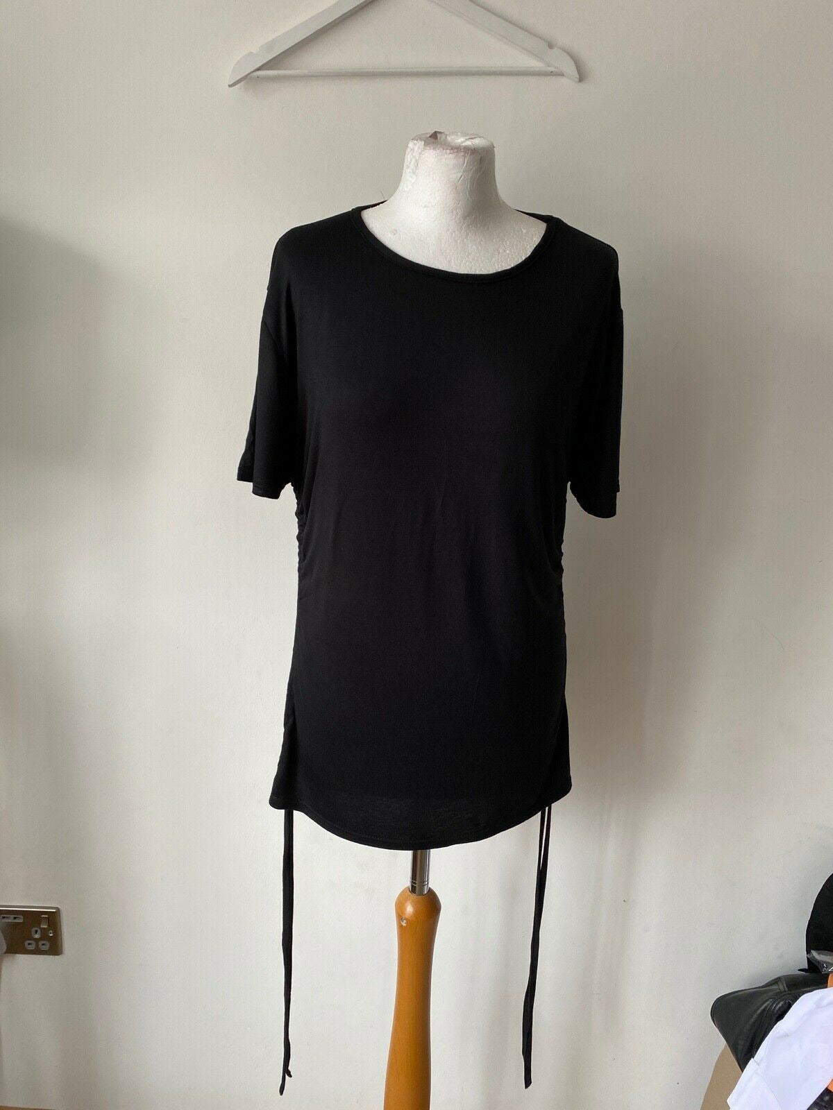 Boohoo T-Shirt Pull Cord Ruched Sides Black Size 22 - White Size 20 16