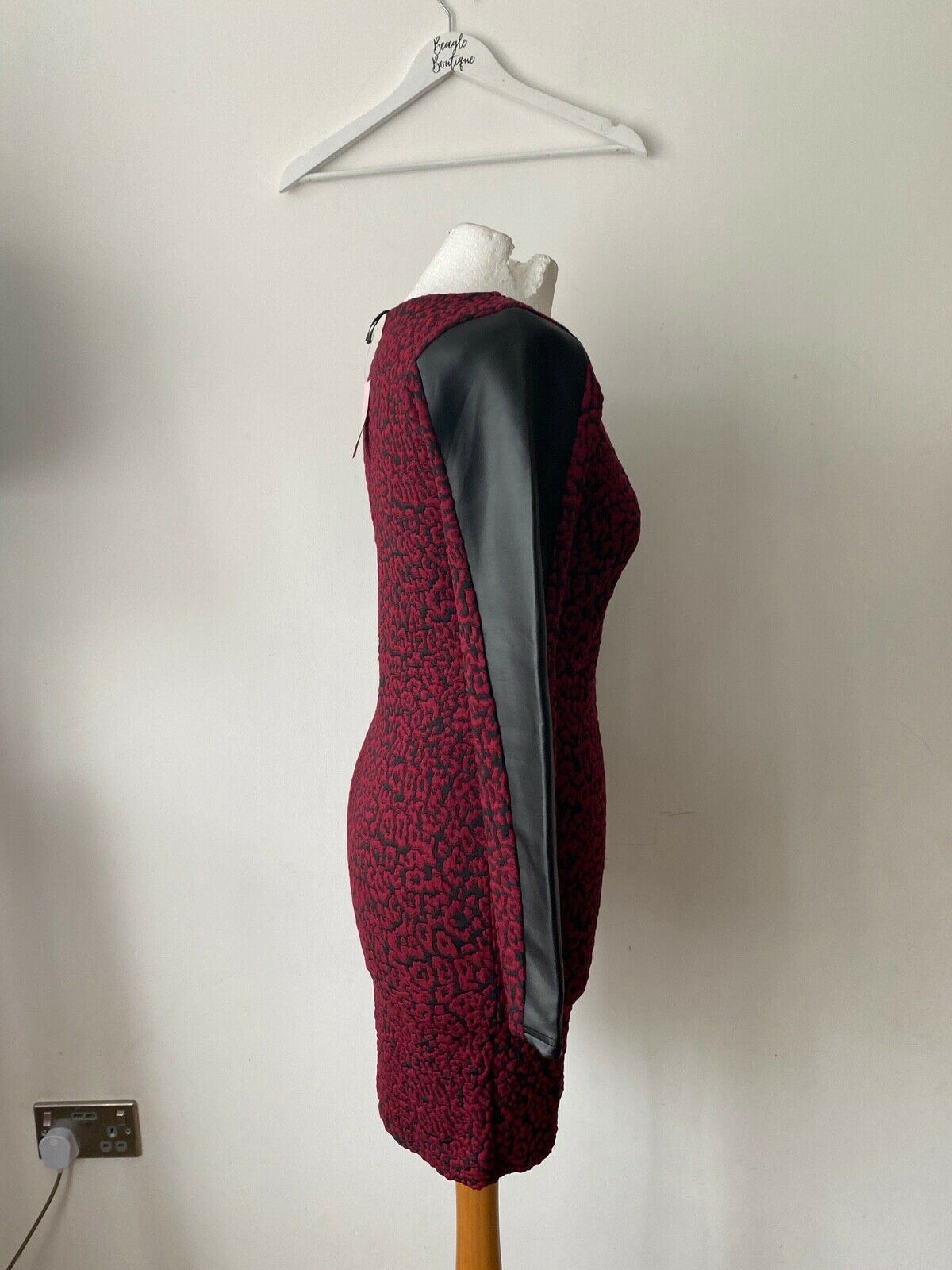 FIGA Coated Textured Bodycon Dress Red and Black Size 12