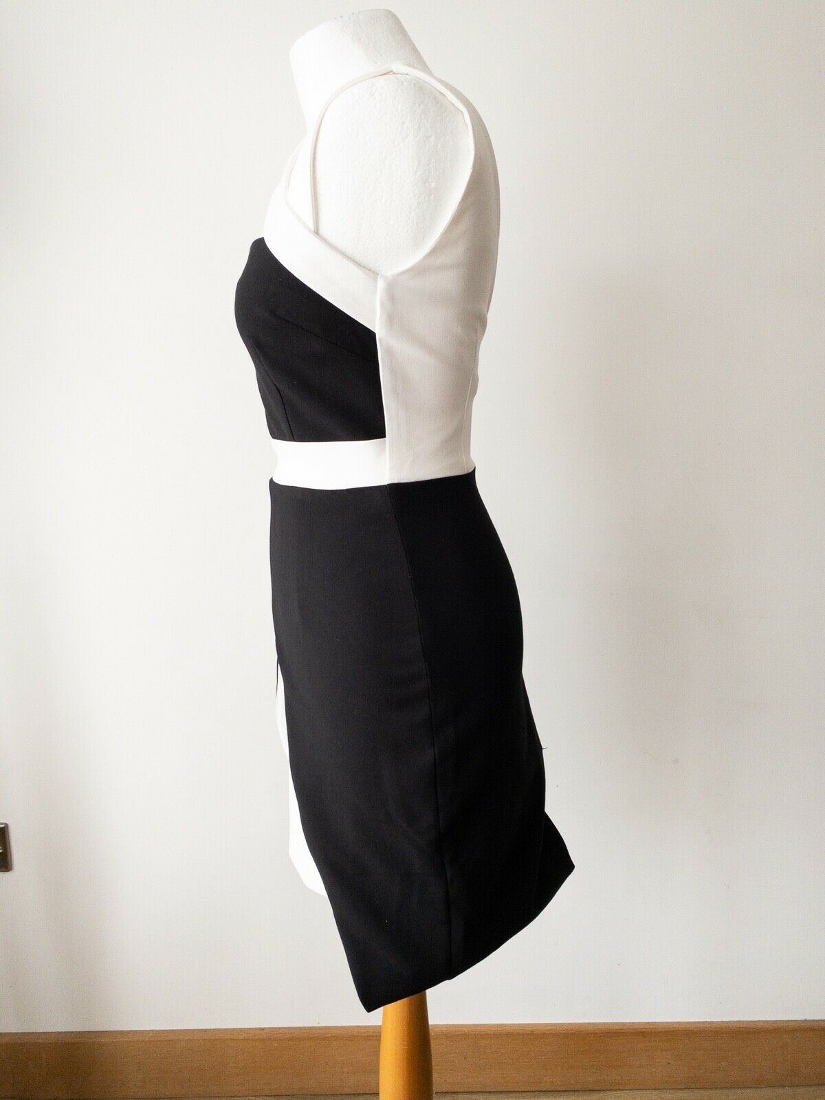 NOVO London Monochrome Cross Strap Detail Faux Layered Dress Size 8, 10