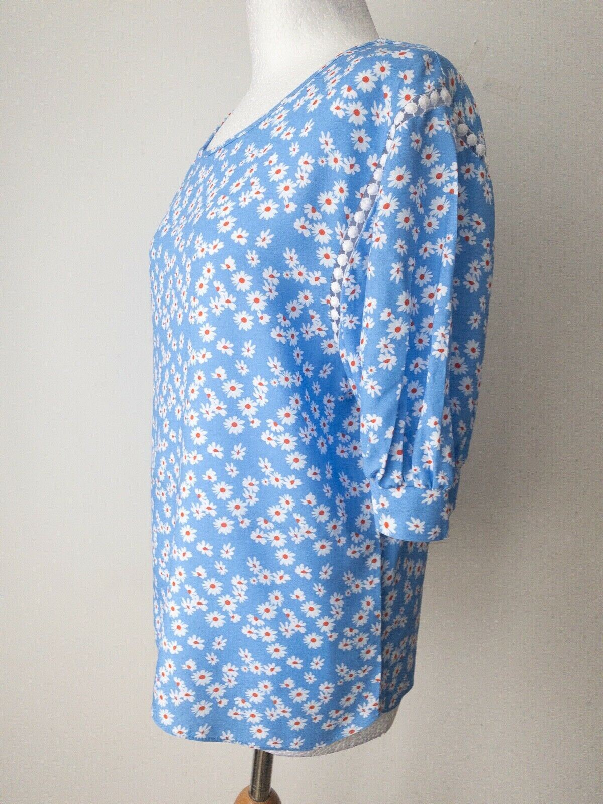 Cornflower Blue Floral Top Size 10 Cut out Detail top of arms - Beagle Boutique Fashion Outlet