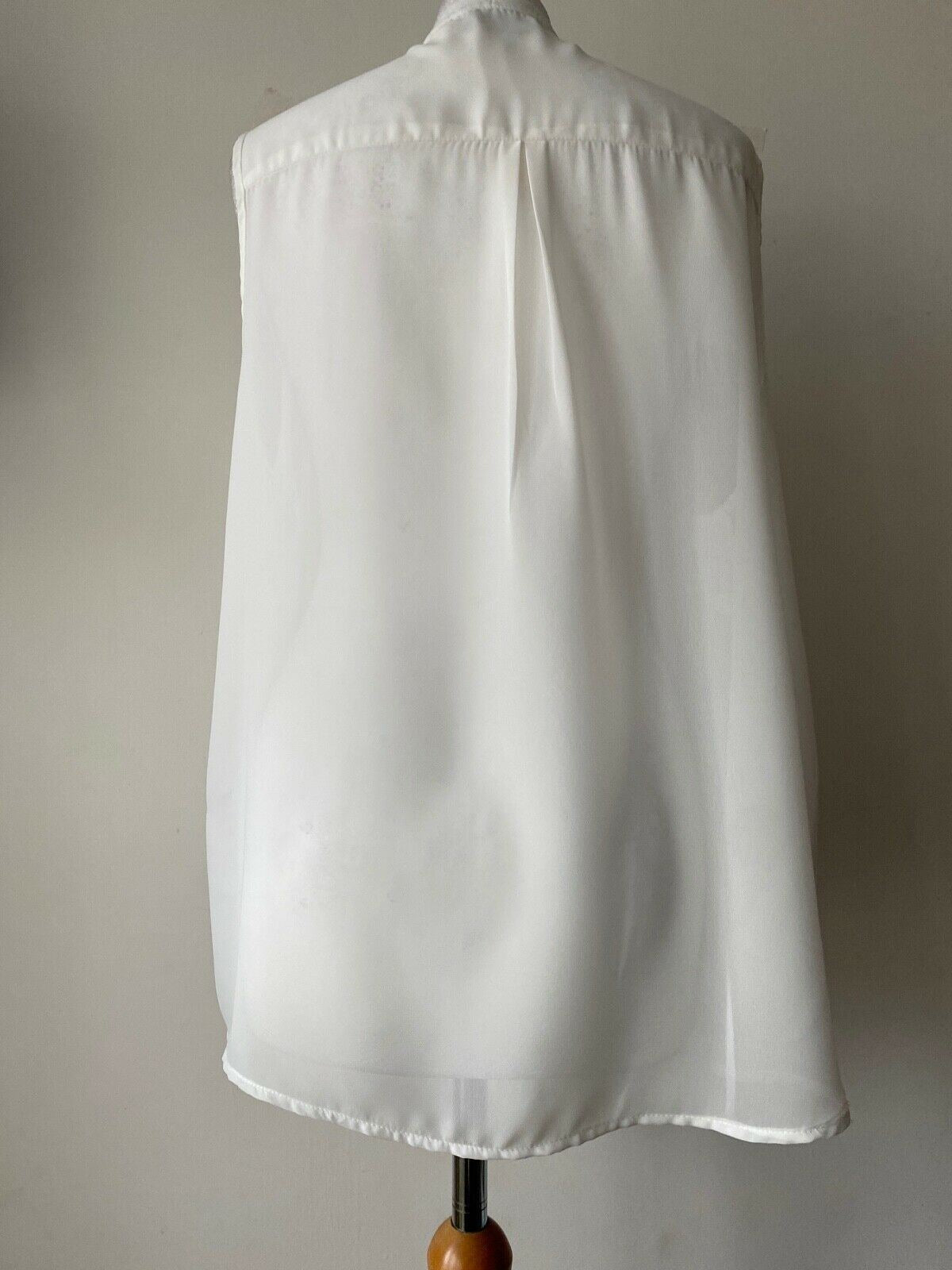B. You White Longline Blouse Layered Tie Front Size 20