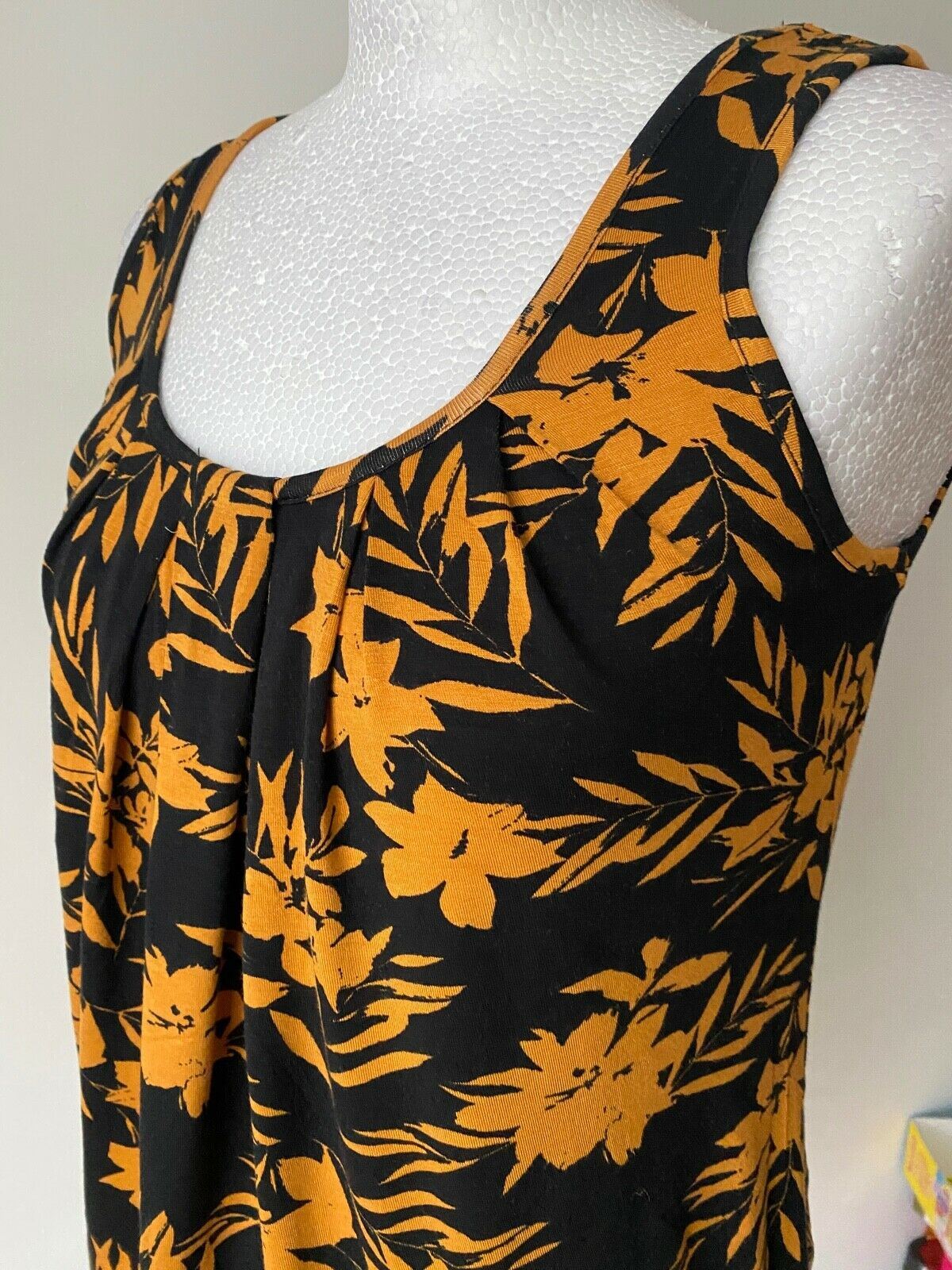 VERY Black Orange Floral Vest Top Bubble Hem Sizes: 8 - Beagle Boutique Fashion Outlet