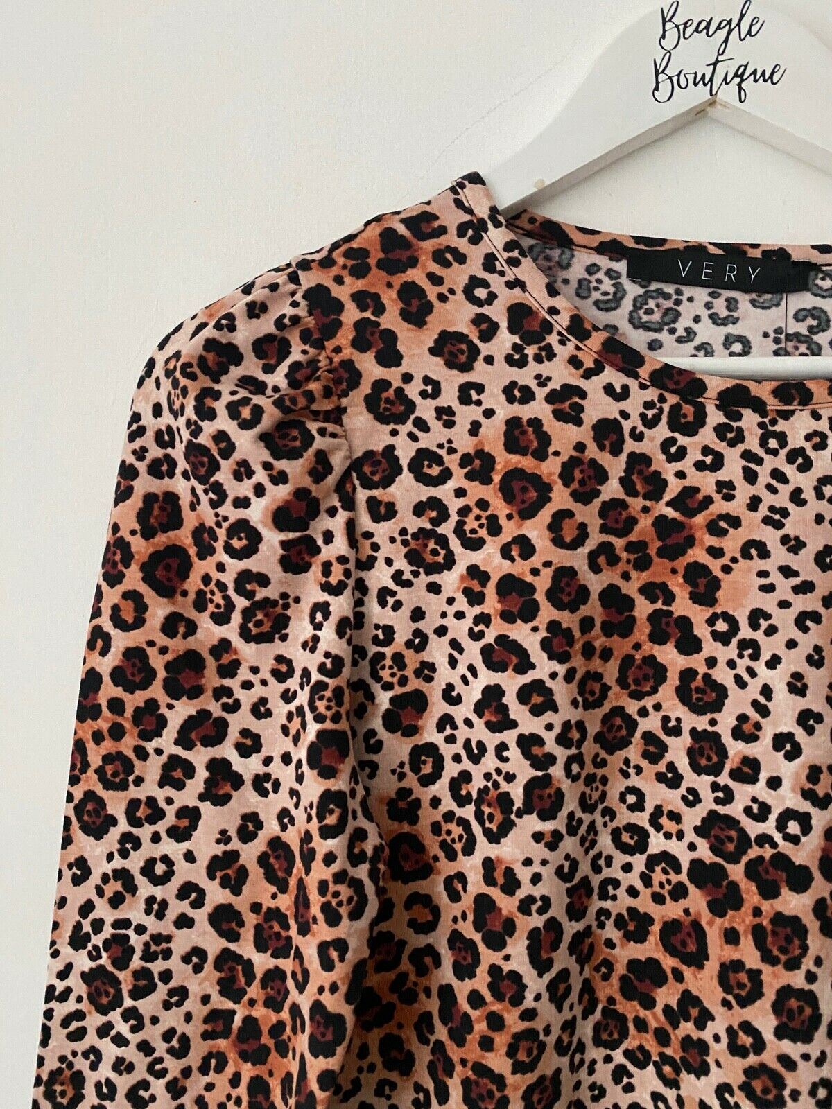 Very Animal Print Long Sleeve T-Shirt - Beagle Boutique Fashion Outlet