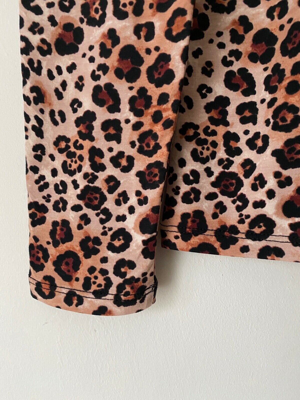 Very Animal Print Long Sleeve T-Shirt - Beagle Boutique Fashion Outlet