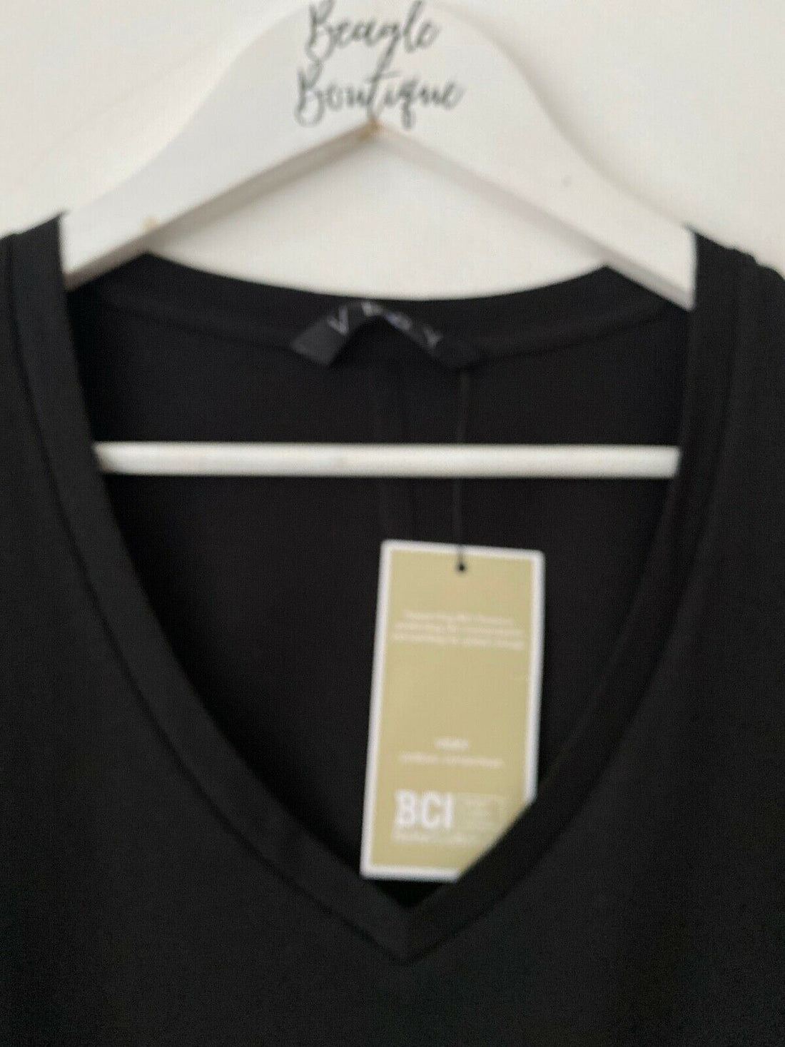 Very Black V-Neck T-Shirt Size 6 - BB Fashion Outlet