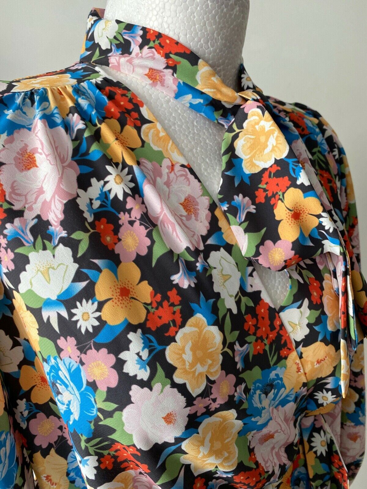 River Island Petite Floral  Tie Neck Mini Dress Sizes 8 10