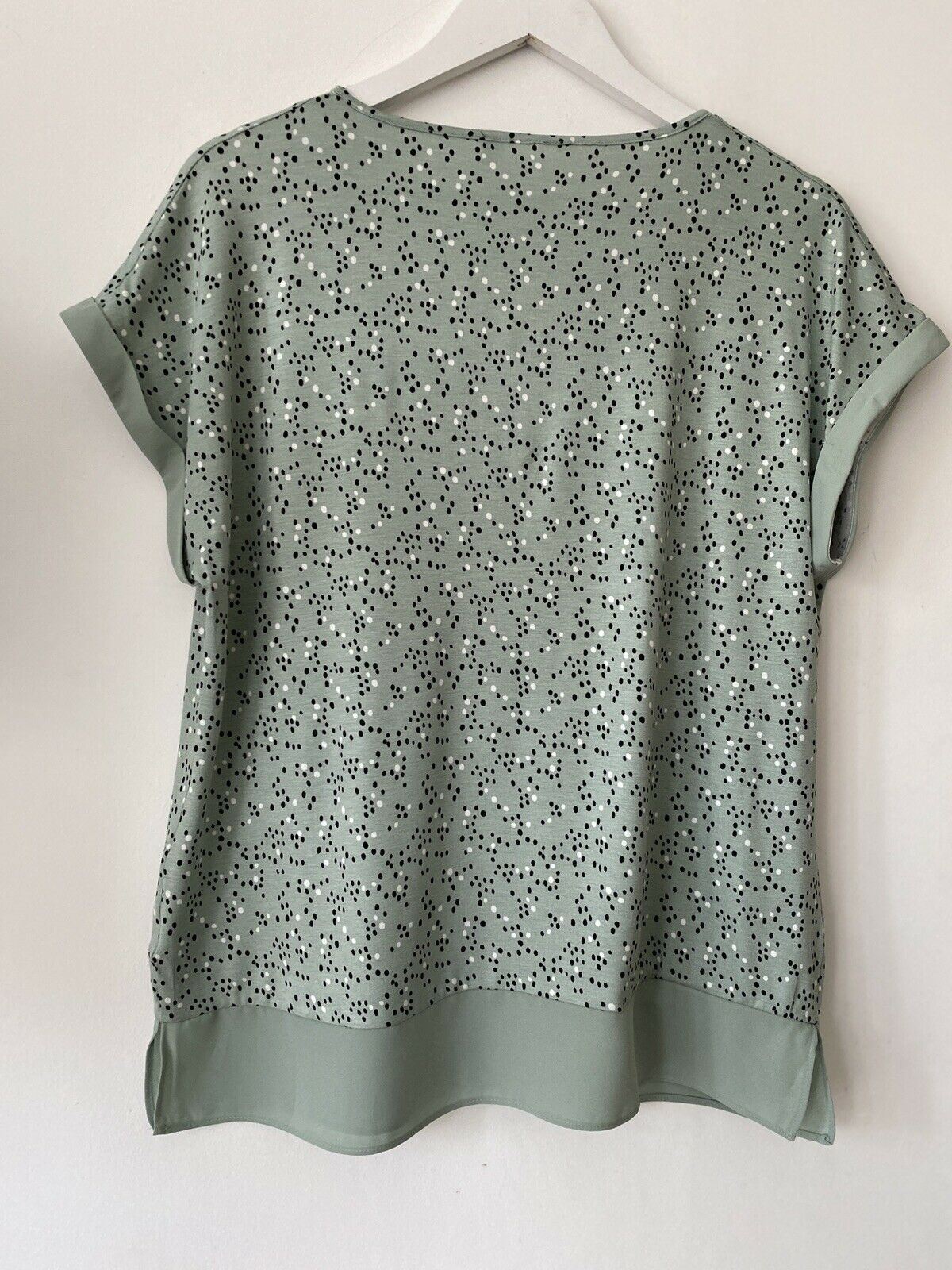 Matalan light Green spot T-Shirt Sizes 8, 10, 12, 14 UK