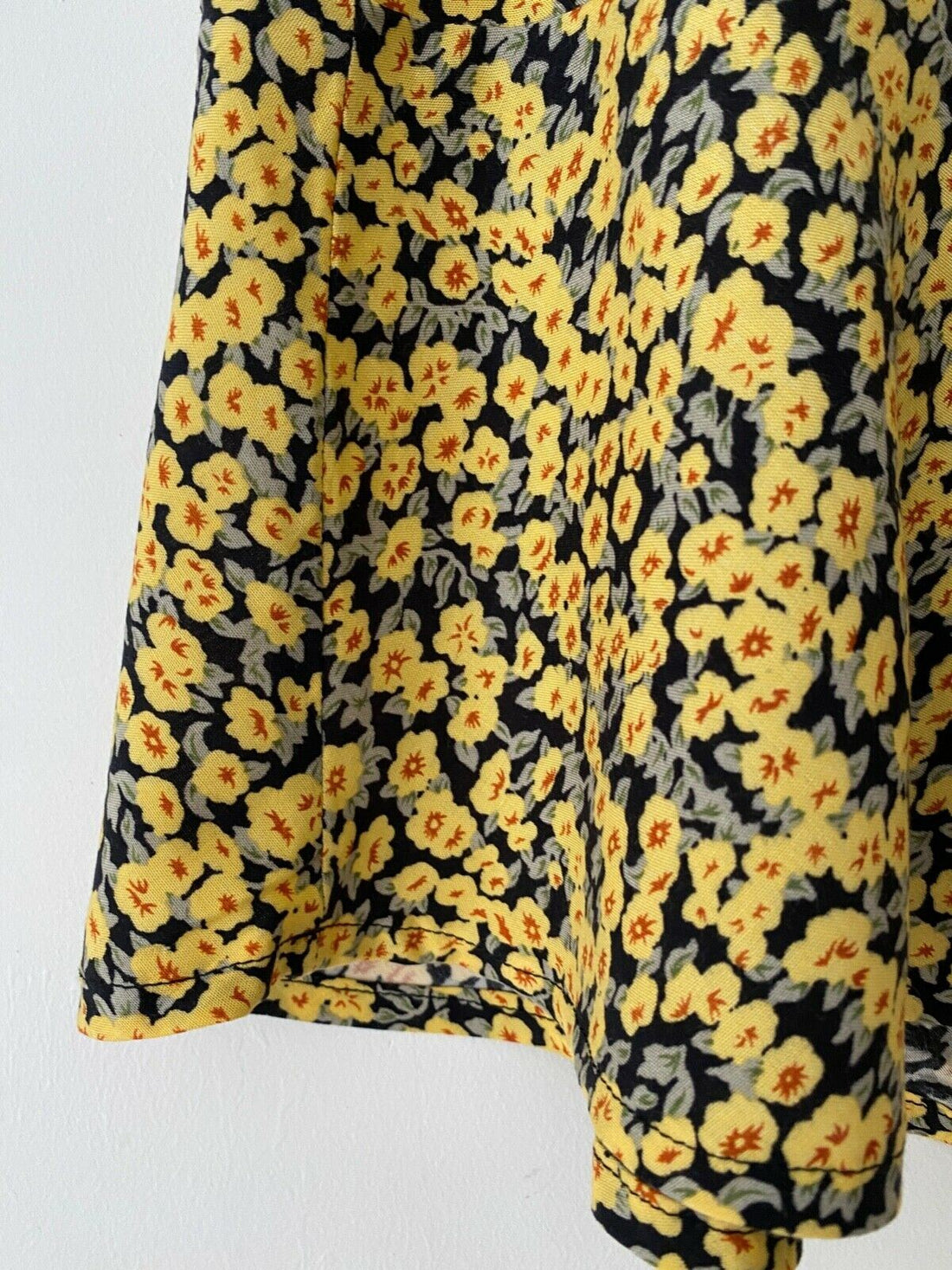 Motel Gaelle Mini Skirt Nloom Yellow Size S 10 - Beagle Boutique Fashion Outlet