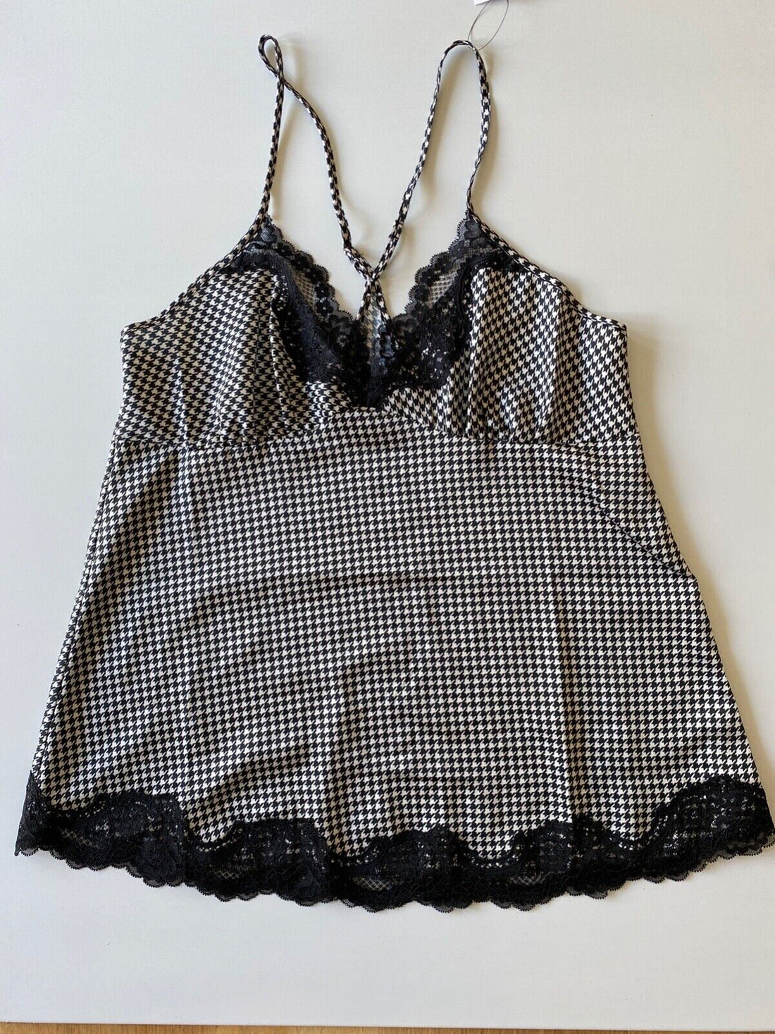 Next Lingerie Cami Vest Size 8 Black & White Herringbone Print Lace Trim - BB Fashion Outlet